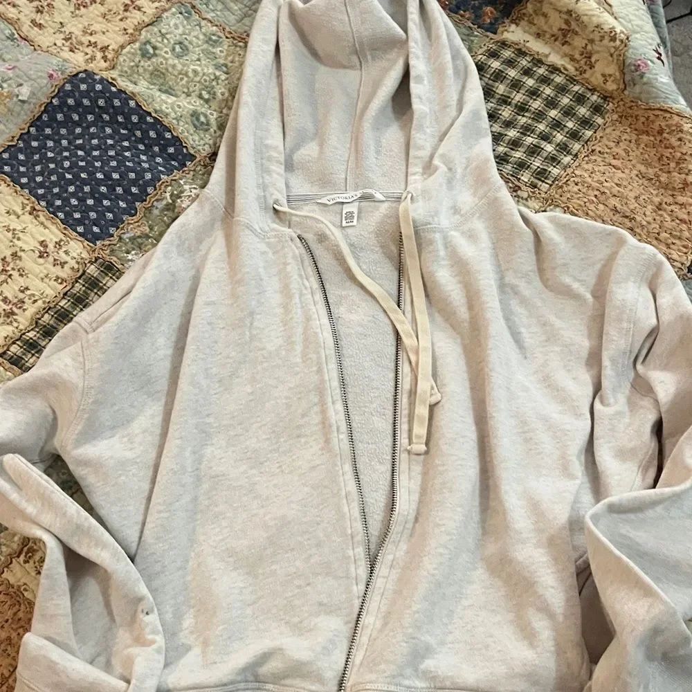 Victoria secrets hoodie